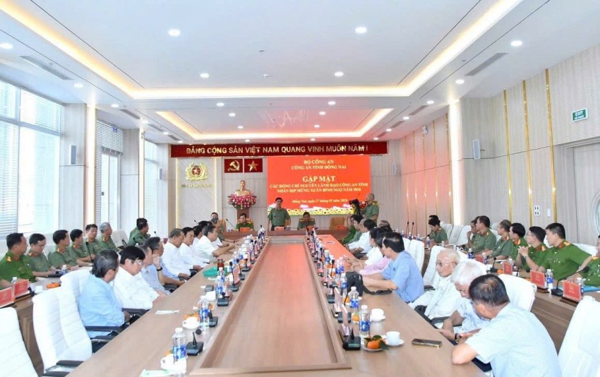 Công an tỉnh Đồng Nai gặp mặt nguyên lãnh đạo Công an tỉnh nhân dịp Tết Nguyên đán Bính Ngọ 2026