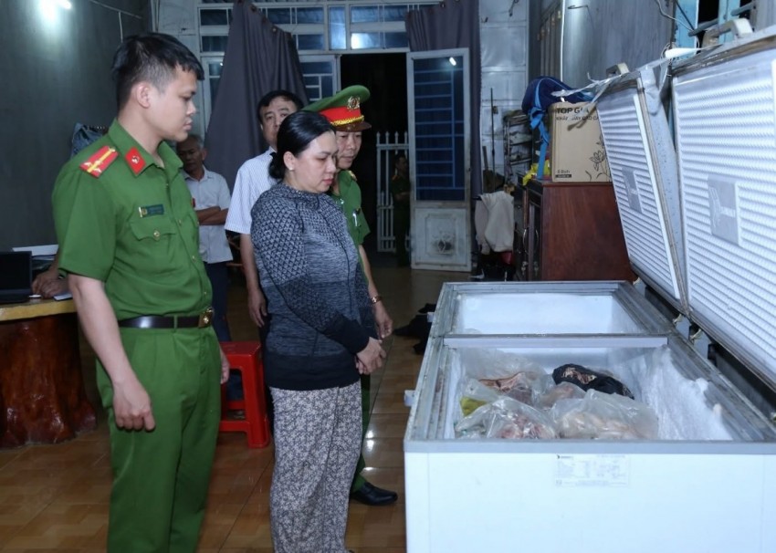 Bắt tạm giam đối tượng mua heo chết vì dịch tả Châu Phi về cấp đông bán ra thị trường