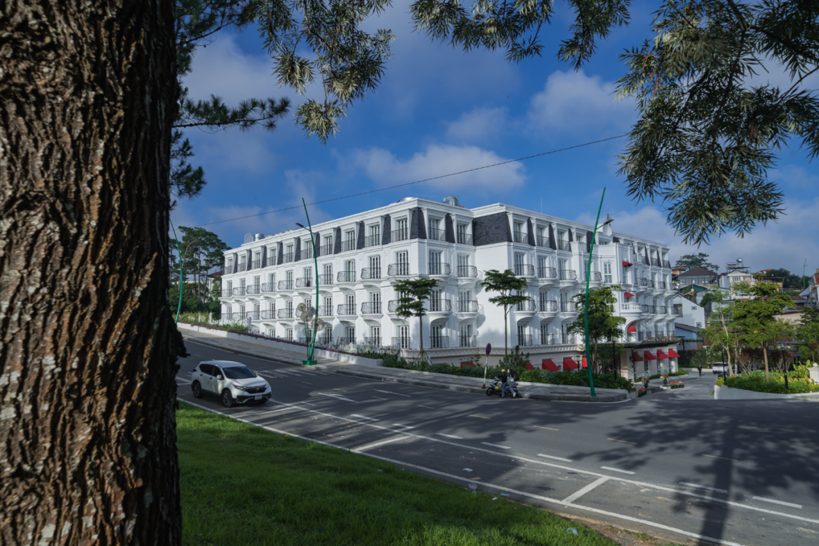 Golden Sun Hotel - Dalat: Chốn nghỉ của những khởi đầu thanh lịch