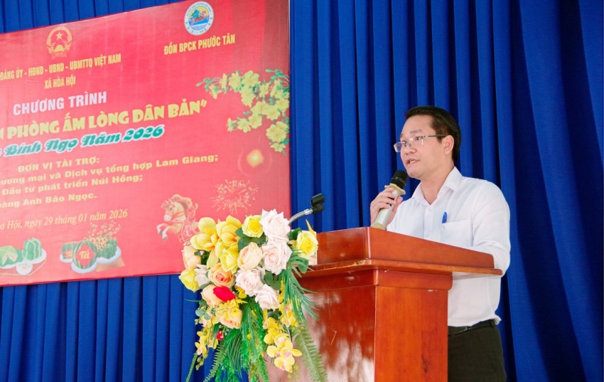 Tây Ninh: Trao 230 phần quà Tết trong Chương trình “Xuân Biên phòng ấm lòng dân bản” tại xã Hòa Hội