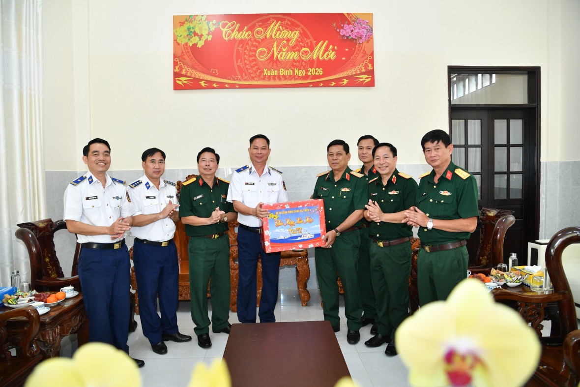 BTL Vùng Cảnh sát biển 4 thăm, chúc Tết các cơ quan, đơn vị khu vực Tây Nam Bộ