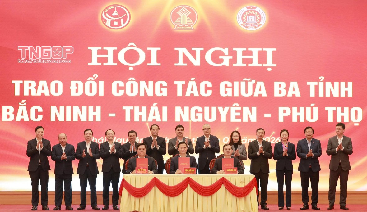 Bắc Ninh - Thái Nguyên - Phú Thọ: Chung ý tưởng, chung khát vọng, tiên phong kết nối, đồng hành phát triển Bắc Ninh - Thái Nguyên - Phú Thọ: Chung ý tưởng, chung khát vọng, tiên phong kết nối, đồng hành phát triển