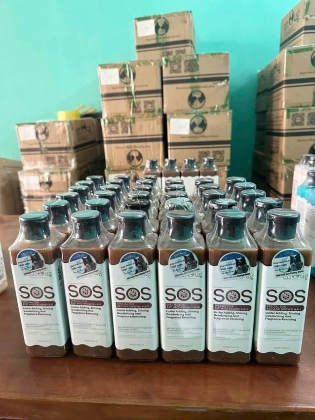 Giám đốc sở hữu 2 doanh nghiệp bị bắt vì bán sữa tắm thú cưng giả nhãn hiệu