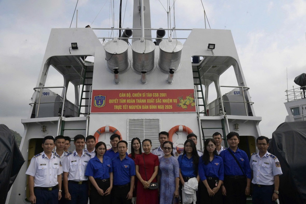 Hải đội 401 tăng cường đoàn kết quân - dân, góp phần giáo dục lý tưởng cách mạng cho thế hệ trẻ