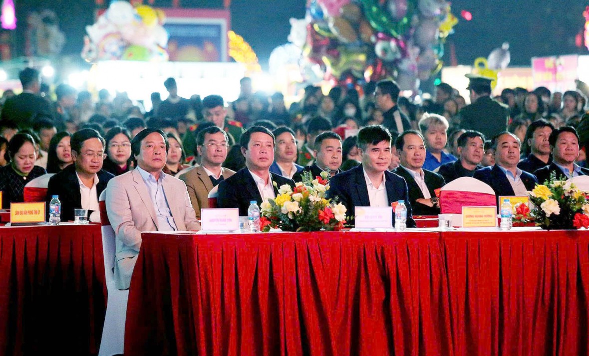 Phú Thọ: “Đất Tổ linh thiêng - Khát vọng hùng cường”