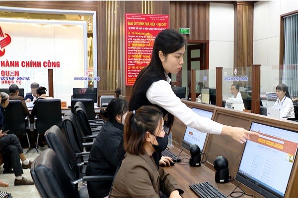 Ninh Bình quyết tâm tạo đột phá mới trong cải cách hành chính Ninh Bình quyết tâm tạo đột phá mới trong cải cách hành chính