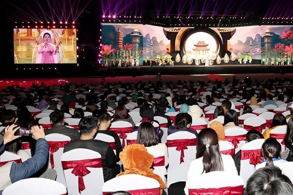 Đặc sắc chương trình nghệ thuật “Đón ánh bình minh” tại Ninh Bình