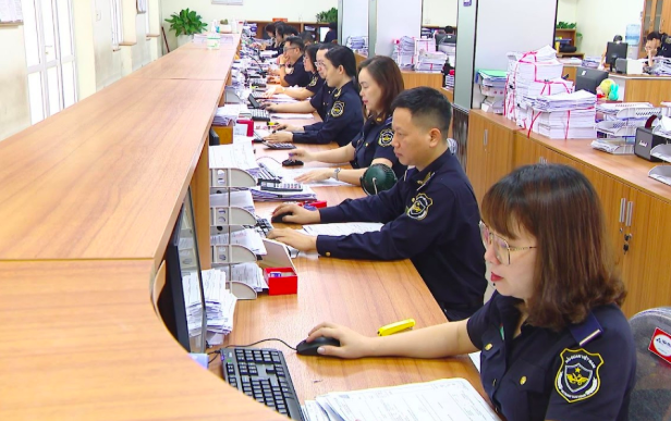 Ngành Hải quan trực 24/24, giải quyết thông quan đối với hàng hóa dịp cận Tết