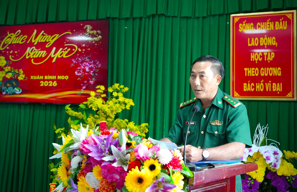 Tỉnh ủy Cà Mau thăm, chúc Tết các lực lượng làm nhiệm vụ trên tuyến biên giới Tây Nam