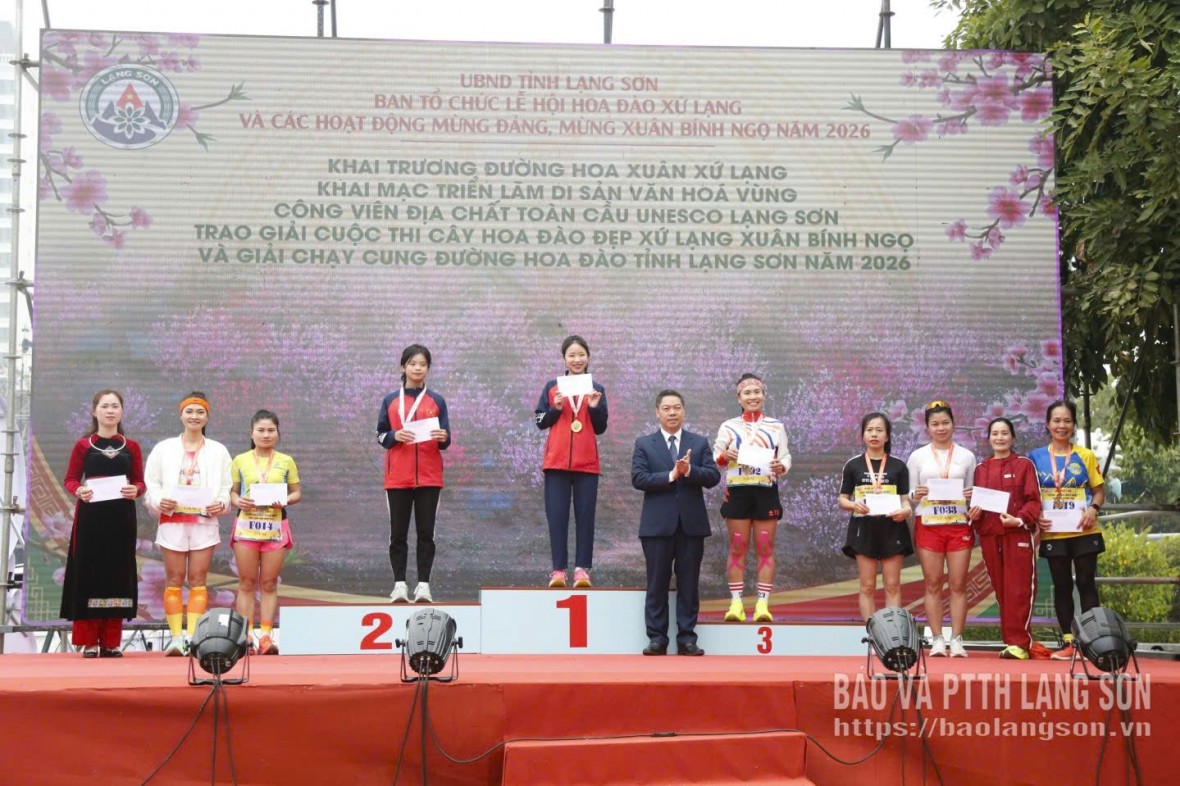 Khai trương Đường hoa Xuân xứ Lạng 2026, tôn vinh sắc đào và di sản địa chất