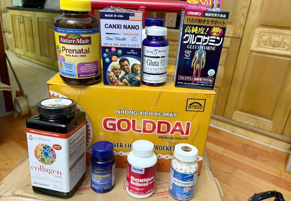 Các loại thuốc, thực phẩm chức năng do các đối tượng sản xuất và bán - Ảnh Công an Thanh Hóa.