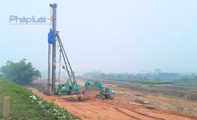 Cận cảnh tuyến đường di sản dọc sông Hồng ở Hưng Yên đang dần hình thành