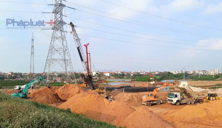 Cận cảnh con đường di sản bên bờ sông Hồng ở Hưng Yên đang dần hình thành