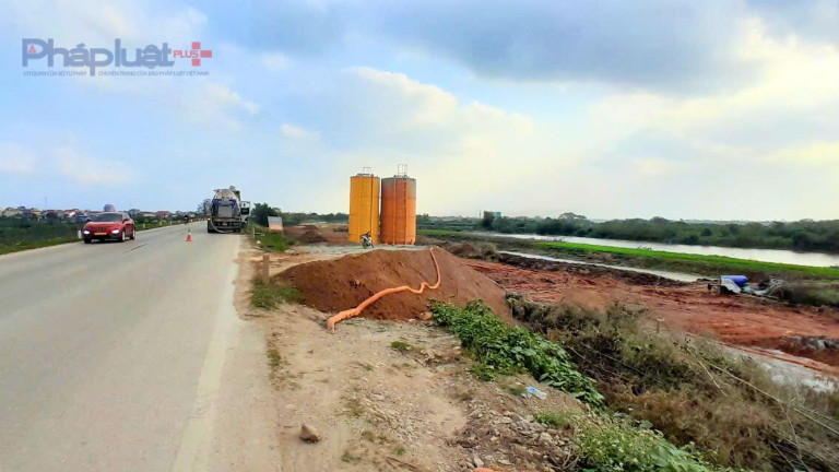 Cận cảnh con đường di sản bên bờ sông Hồng ở Hưng Yên đang dần hình thành