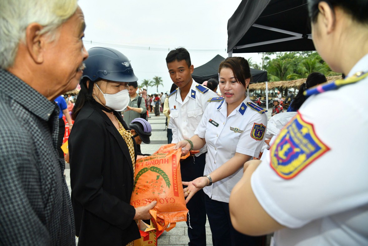 Tết thắm tình quân - dân nơi Đảo Ngọc Phú Quốc