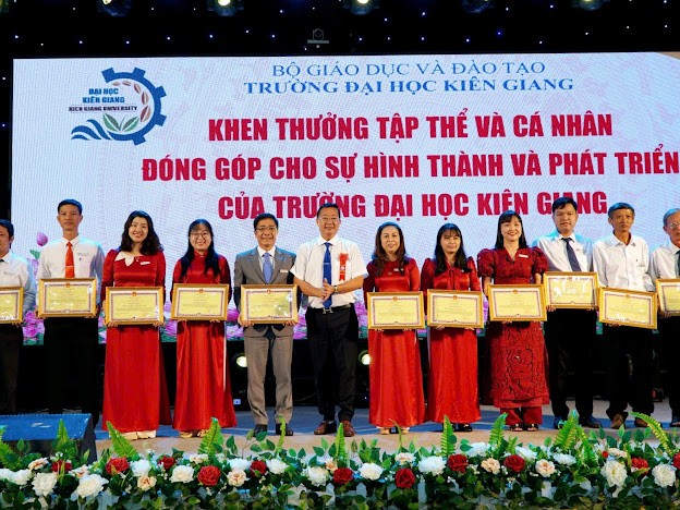 Ngành Giáo dục – Đào tạo tỉnh An Giang: Những dấu ấn vàng trong năm học 2024-2025