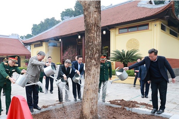 Tổng Bí thư Tô Lâm dâng hương tại Hưng Yên