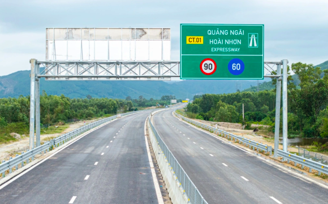 Cao tốc Quảng Ngãi - Hoài Nhơn dự kiến thông xe từ 11h ngày 12/2
