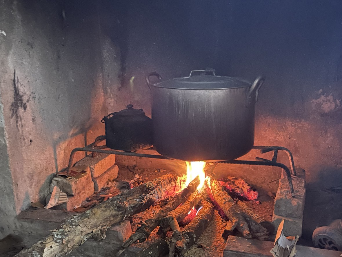 Thức cùng ngọn lửa đêm cuối năm