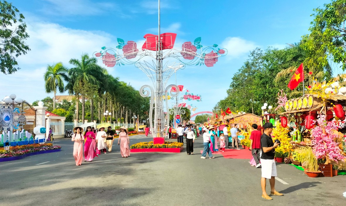 Phường Bạc Liêu (Cà Mau): Tái hiện hồn Tết Nam Bộ trong không gian phát triển mới