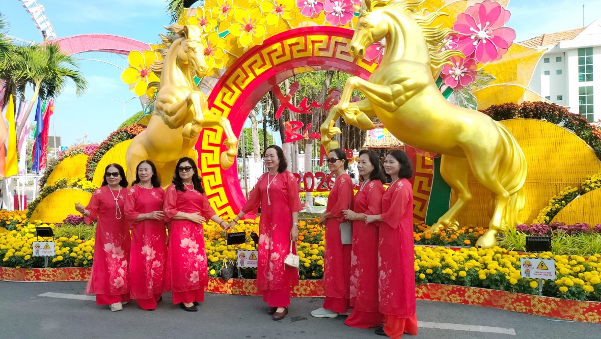 Phường Bạc Liêu (Cà Mau): Tái hiện hồn Tết Nam Bộ trong không gian phát triển mới