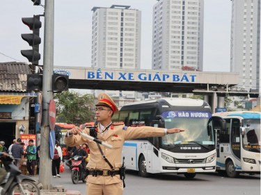 CSGT có mặt trên mọi ngả đường phòng ngừa ùn tắc trong kỳ nghỉ Tết Nguyên đán 2026