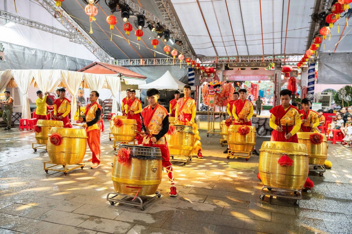 Ngày xuân chiêm bái Chùa Ông