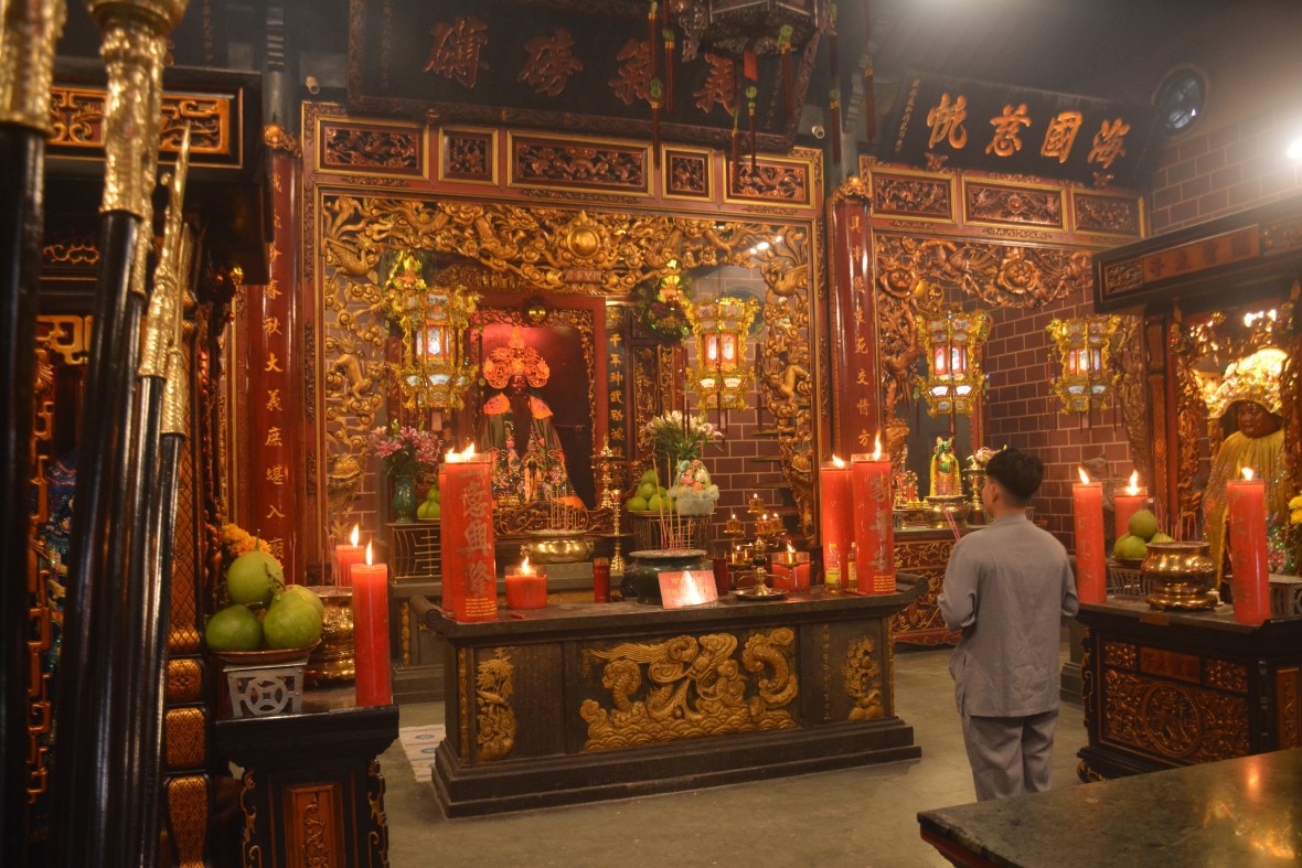 Ngày xuân chiêm bái Chùa Ông