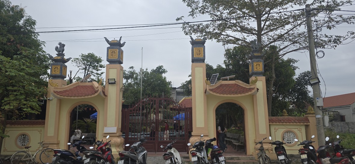 Đầu năm về Miếu Cố Tuệnh cầu bình an: Chốn tâm linh từ một phận người vô danh