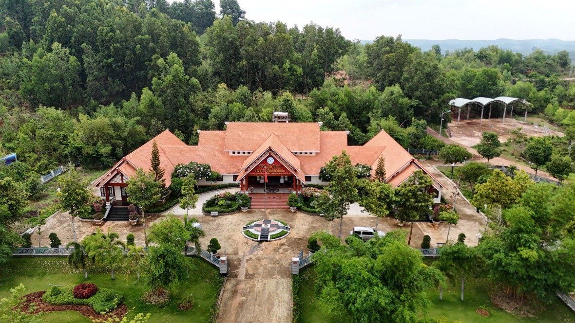 Xuân ấm trên quê hương Bom Bo anh hùng