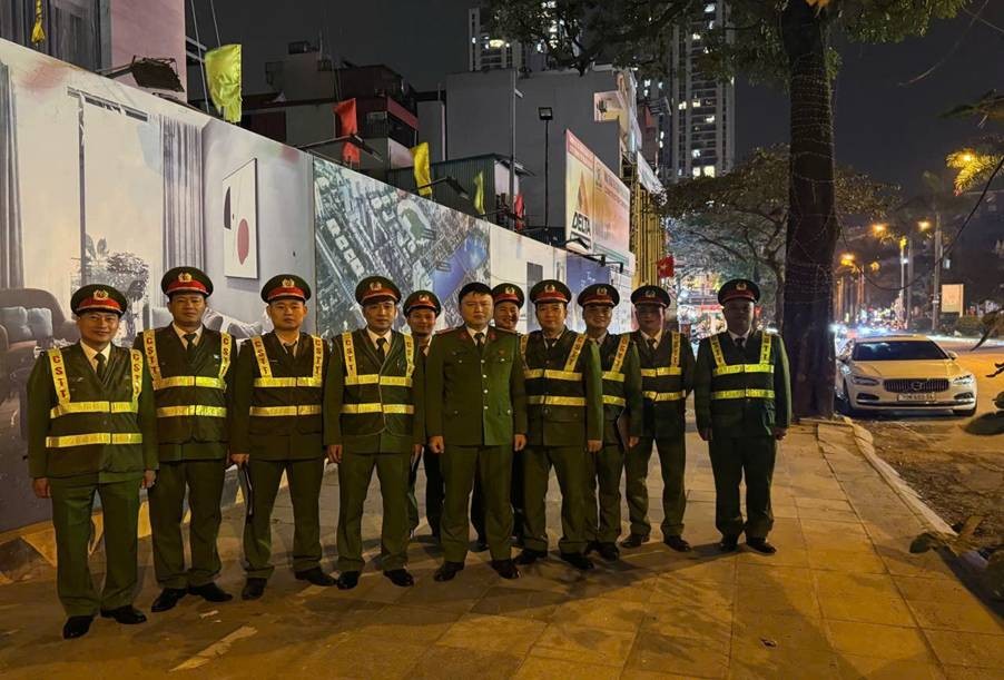 Lực lượng Cảnh sát trật tự triển khai thực hiện nhiệm vụ.