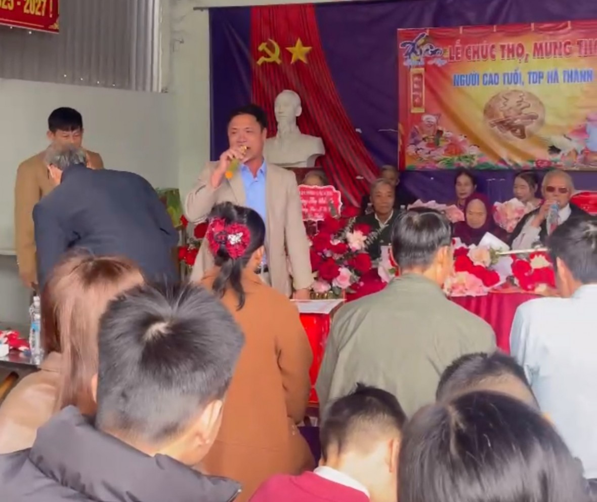 Mừng thọ đầu xuân: Nét đẹp nhân văn trong dòng chảy văn hóa Việt