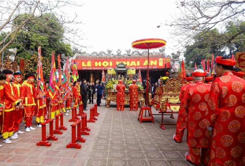 Những lễ hội đặc sắc hút khách du xuân trong những ngày đầu năm mới