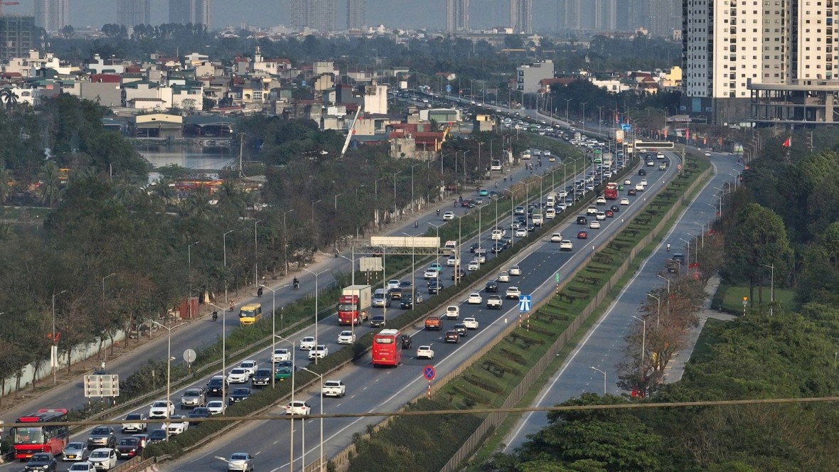 Hình ảnh từ flycam của CSGT tại cao tốc Pháp Vân - Ninh Bình (đoạn cuối tại Pháp Vân) chiều 20/2.