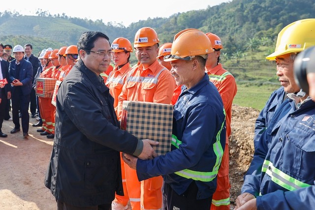 Thủ tướng Phạm Minh Chính phát động “Chiến dịch Đông Khê 2026”, tăng tốc 2 tuyến cao tốc Lạng Sơn – Cao Bằng Thủ tướng Phạm Minh Chính phát động “Chiến dịch Đông Khê 2026”, tăng tốc 2 tuyến cao tốc Lạng Sơn – Cao Bằng