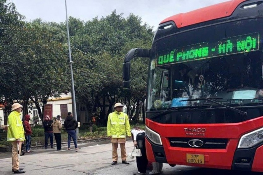 Thủ tướng yêu cầu xử lý nghiêm các phương tiện chở quá số người quy định