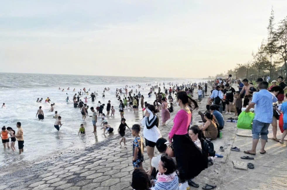 Lâm Đồng: Bội thu du lịch Tết 2026: Đón 910.000 lượt khách, doanh 1.800 tỉ đồng