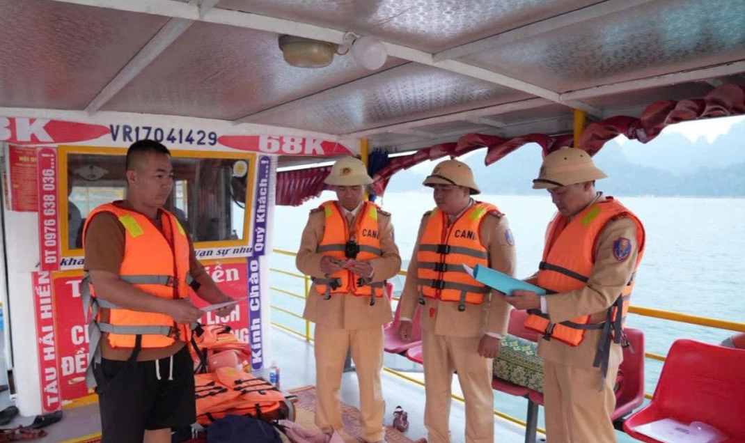 Cục CSGT yêu cầu lực lượng CSGT toàn quốc siết chặt quản lý, phòng ngừa tai nạn giao thông đường thủy