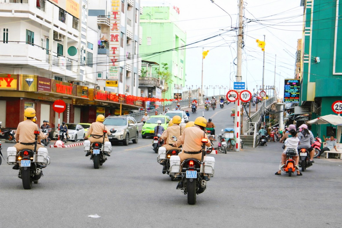Cà Mau: Đồng bộ giải pháp, kéo giảm tai nạn giao thông trong 9 ngày Tết