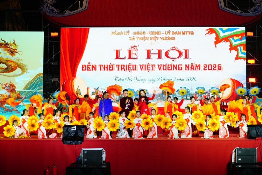 Khai mạc Lễ hội Đền thờ Triệu Việt Vương