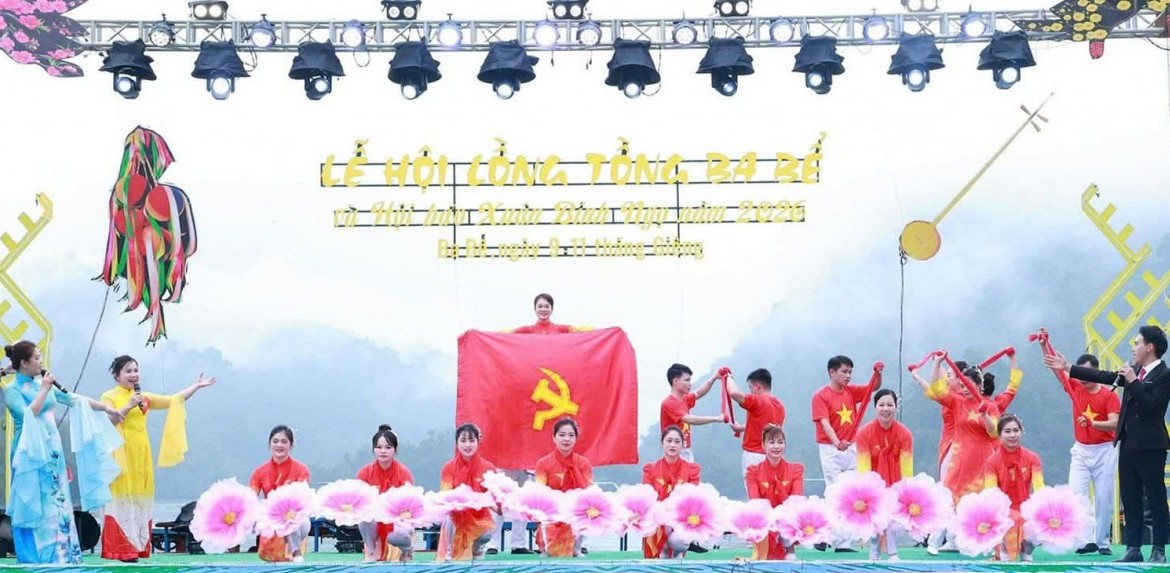 Đặc sắc lễ hội Lồng tồng Ba Bể