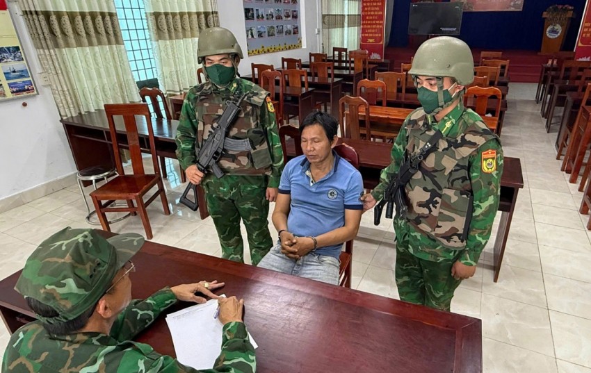 ĐBP Cửa khẩu Quốc tế Mộc Bài phát hiện, bắt giữ đối tượng trong 02 vụ nhập cảnh trái phép