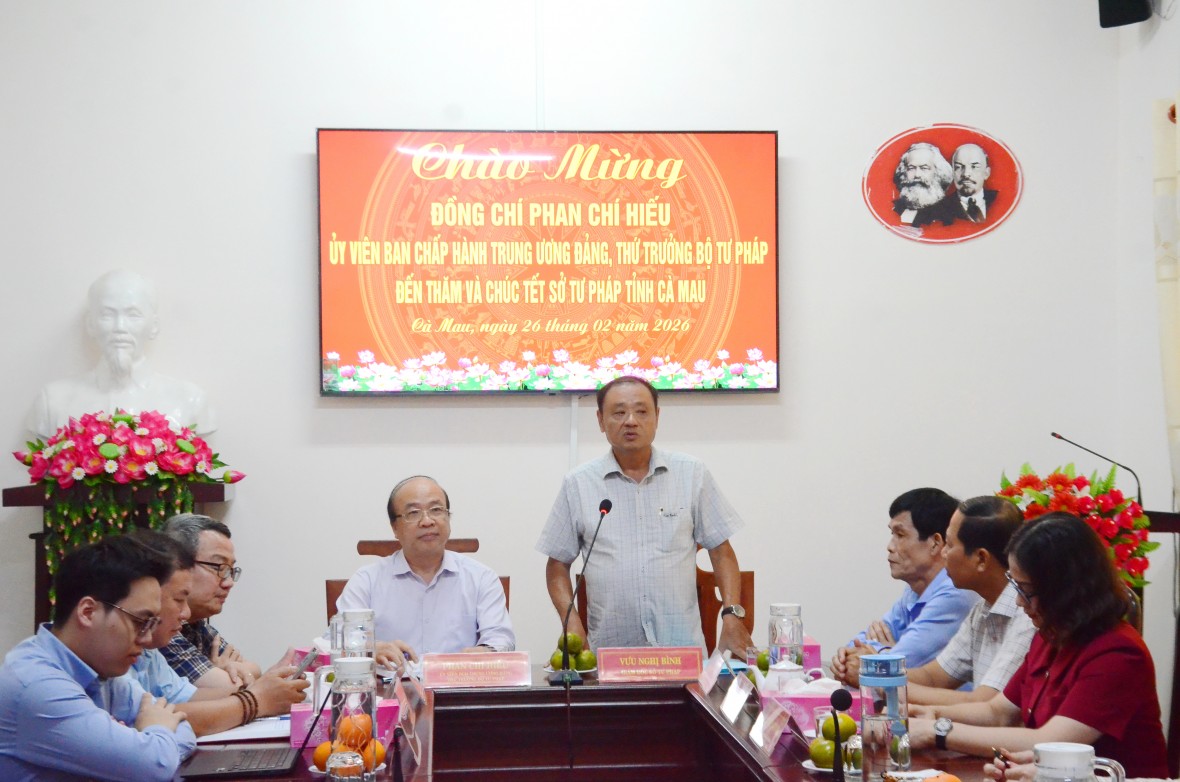 Thứ trưởng Bộ Tư pháp Phan Chí Hiếu thăm, làm việc với Sở Tư pháp tỉnh Cà Mau