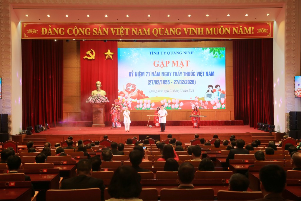 Tỉnh Quảng Ninh tổ chức gặp mặt cán bộ, công chức, cá nhân, tập thể điển hình tiên tiến ngành Y tế nhân Kỷ niệm 71 năm Ngày Thầy thuốc Việt Nam (27/02/1955 - 27/02/2026).