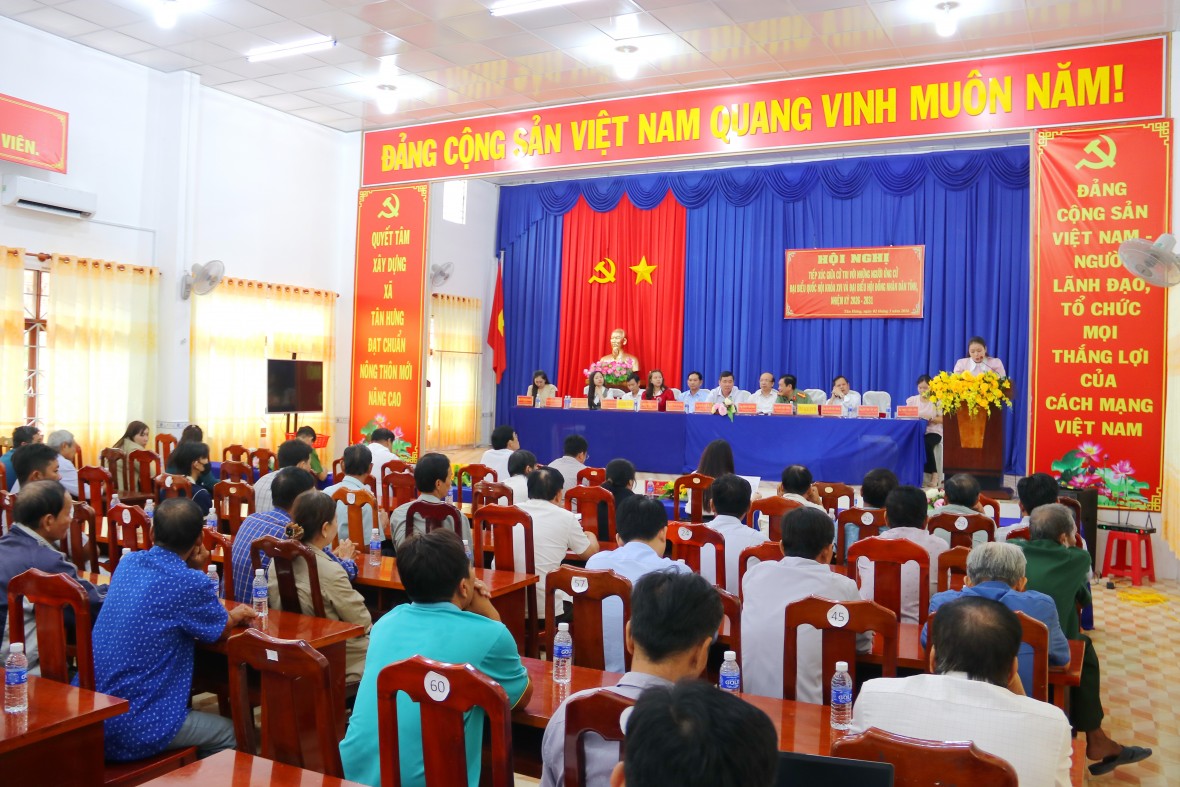 Thứ trưởng Bộ Tư pháp Phan Chí Hiếu: Gắn bó trách nhiệm, hành động vì sự phát triển bền vững của Cà Mau Thứ trưởng Bộ Tư pháp Phan Chí Hiếu: Gắn bó trách nhiệm, hành động vì sự phát triển bền vững của Cà Mau