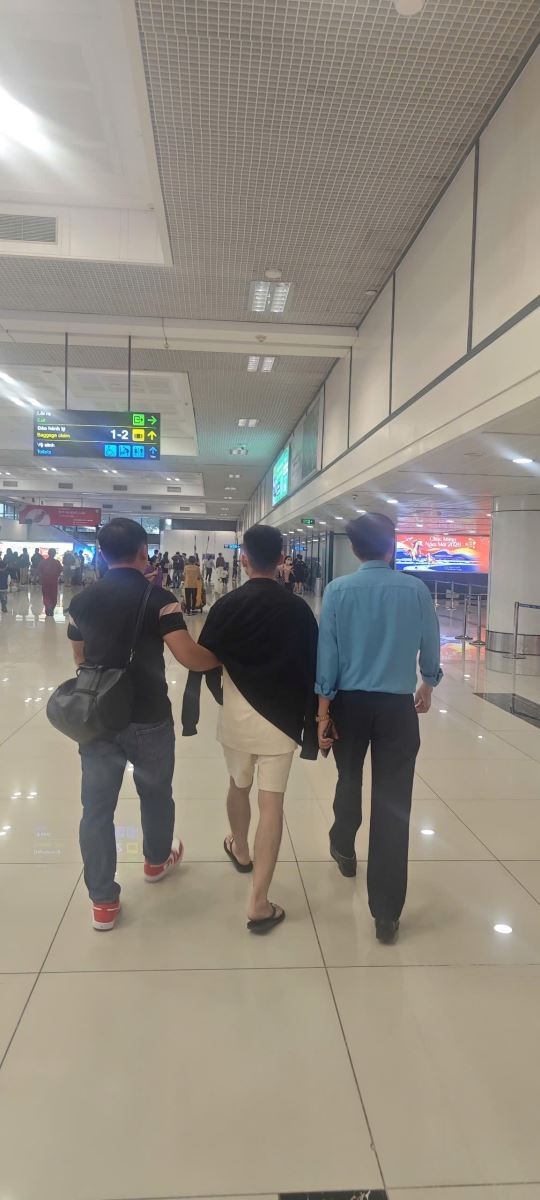 Bắt giữ đối tượng truy nã nguy hiểm lẩn trốn tại Thành phố Hồ Chí Minh