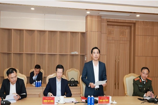 Đại tướng Lương Tam Quang chủ trì hội nghị công bố quyết định kiểm tra, giám sát tại Hưng Yên Đại tướng Lương Tam Quang chủ trì hội nghị công bố quyết định kiểm tra, giám sát tại Hưng Yên