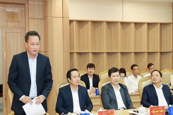 Đại tướng Lương Tam Quang chủ trì hội nghị công bố quyết định kiểm tra, giám sát tại Hưng Yên Đại tướng Lương Tam Quang chủ trì hội nghị công bố quyết định kiểm tra, giám sát tại Hưng Yên