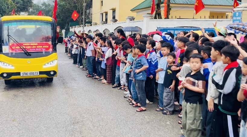 Hoạt động thu hút sự quan tâm của đông đảo người dân và du khách.