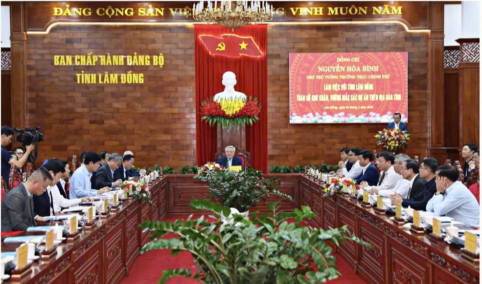 Phó Thủ tướng Nguyễn Hòa Bình yêu cầu làm dứt điểm các dự án “tồn đọng” tại Lâm Đồng Phó Thủ tướng Nguyễn Hòa Bình yêu cầu làm dứt điểm các dự án “tồn đọng” tại Lâm Đồng